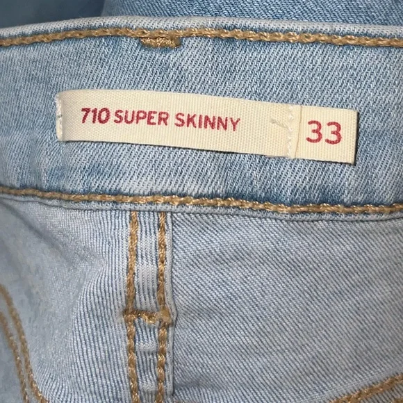 Women's Light Blue Distressed Jeans - Picture 3 of 3